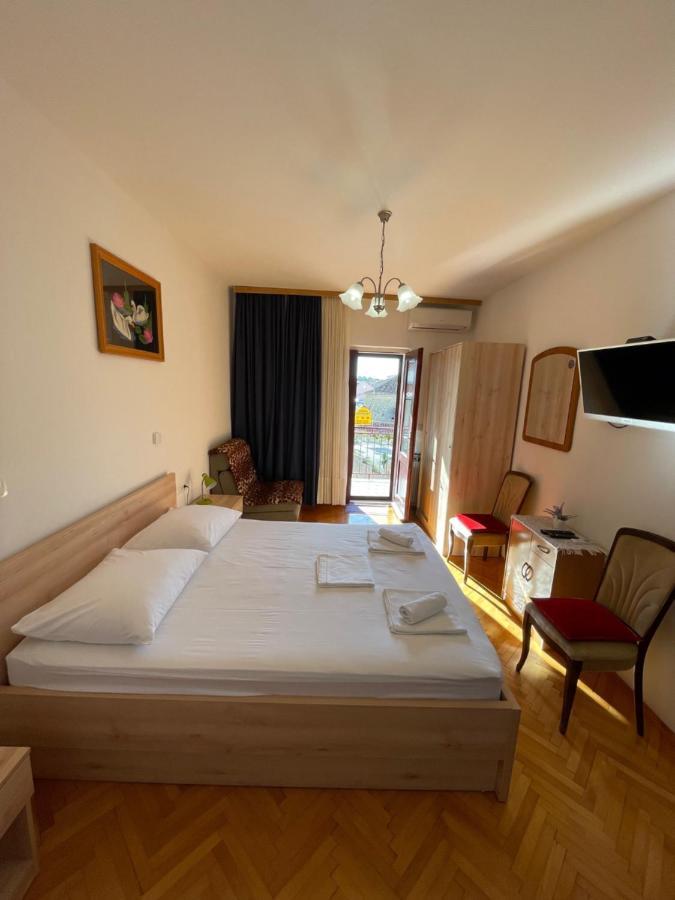 Apartmani Dragica Makarska Exteriör bild